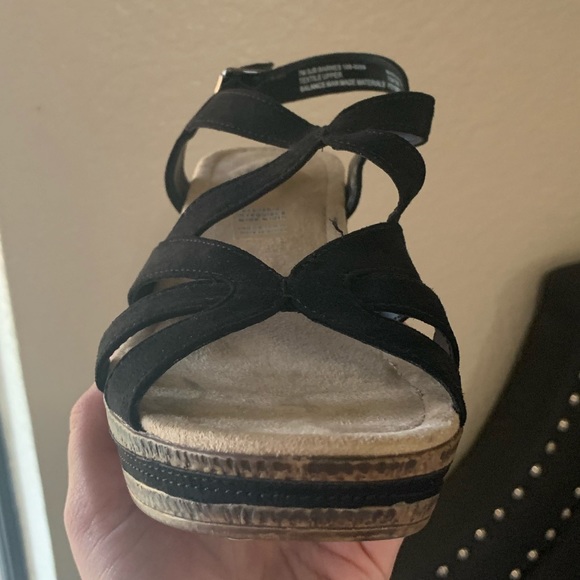 Wedges - Picture 4 of 5